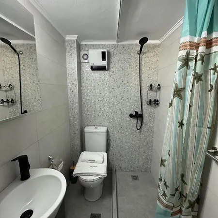 Calypso Seaside Lägenhet *