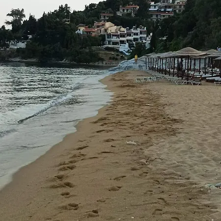 Calypso Seaside Apartament PalaiónTsiflíkion