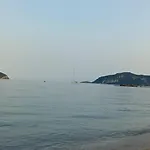 Calypso Seaside Διαμέρισμα *